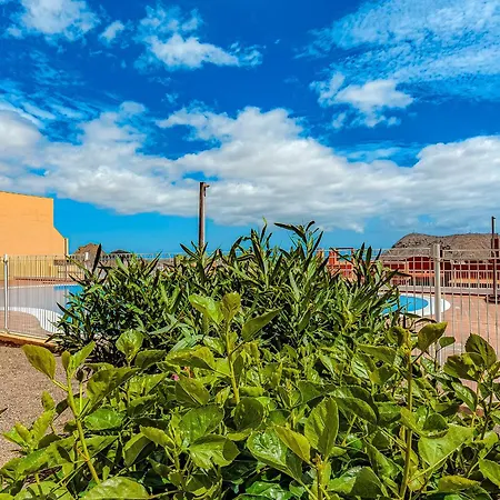 Great View Over The Ocean In Blanca With Wifi And Pool